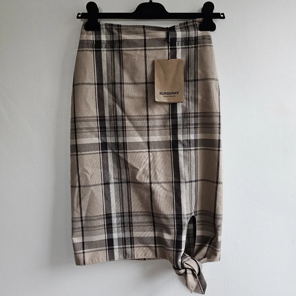New Burberry Knot Detail Nova Check Driftwood Pattern Pencil Skirt NWT 0 US/2 UK